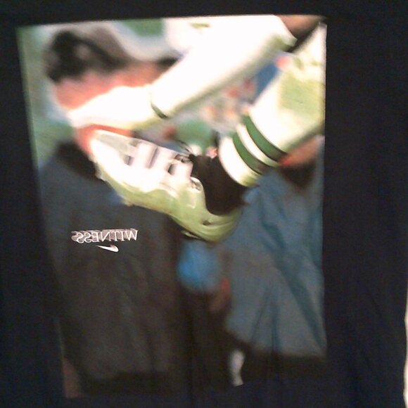 NEW NIKE LEBRON JAMES "Saquon Barkley Tee" MEN'S BLACK T-SHIRT LARGE IM6781-010 - Picture 2 of 9